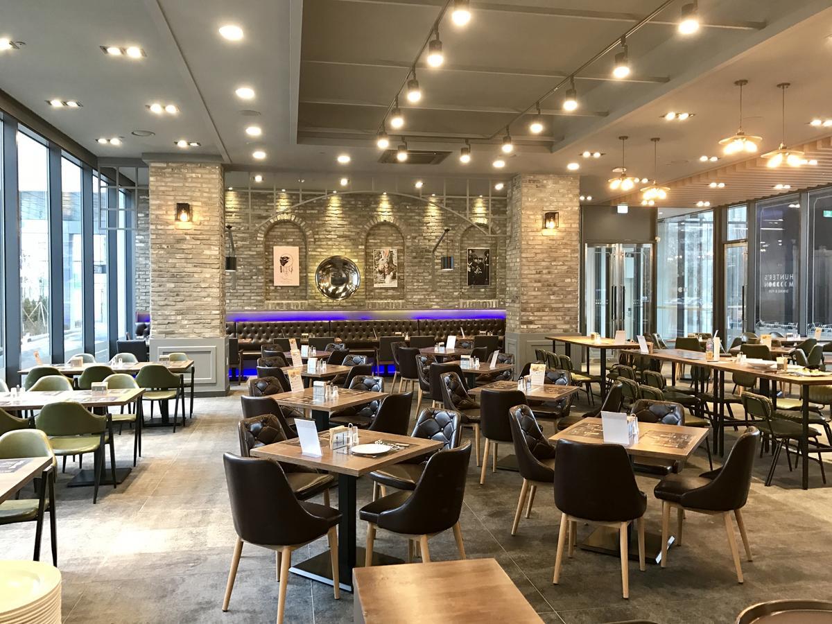 Grand City Hotel Changwon Buitenkant foto