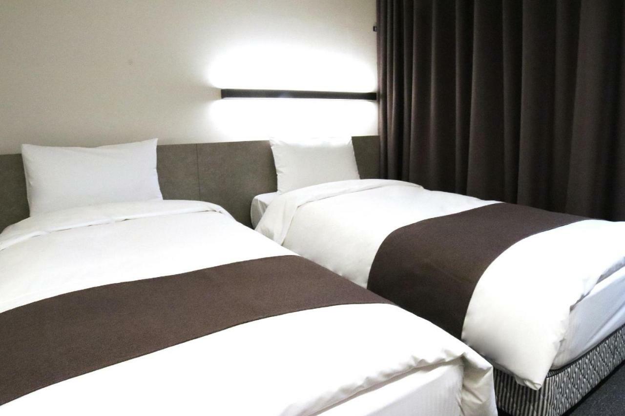 Grand City Hotel Changwon Buitenkant foto